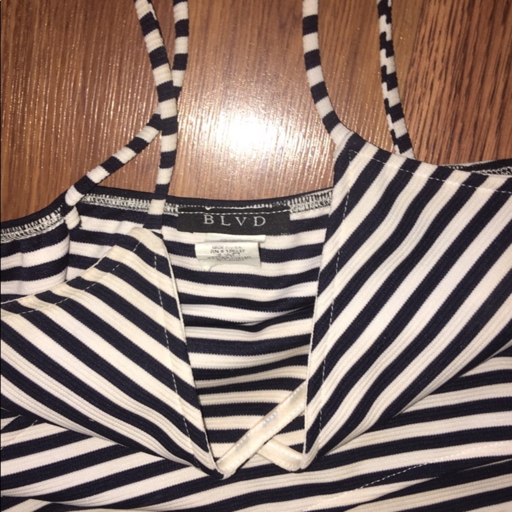 Two piece stripped outfit - Picture 4 of 4